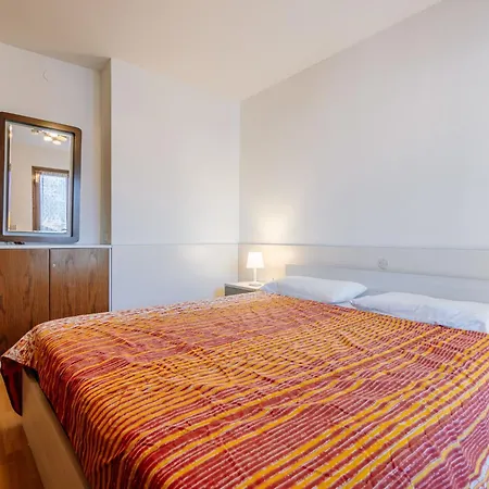 Al Parco-5 By Interhome Apartman Canazei